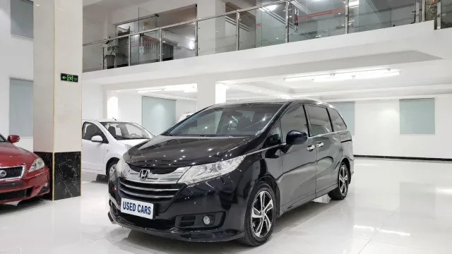2015 Honda Odyssey 2.4L Luxury used MPV for export from China - photo 1
