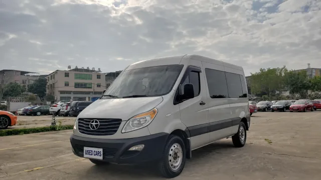 2021 JAC Sunray 2.0T 4-Series Express 6/7-Seat D20TCIF1 used Van for export from China - photo 1
