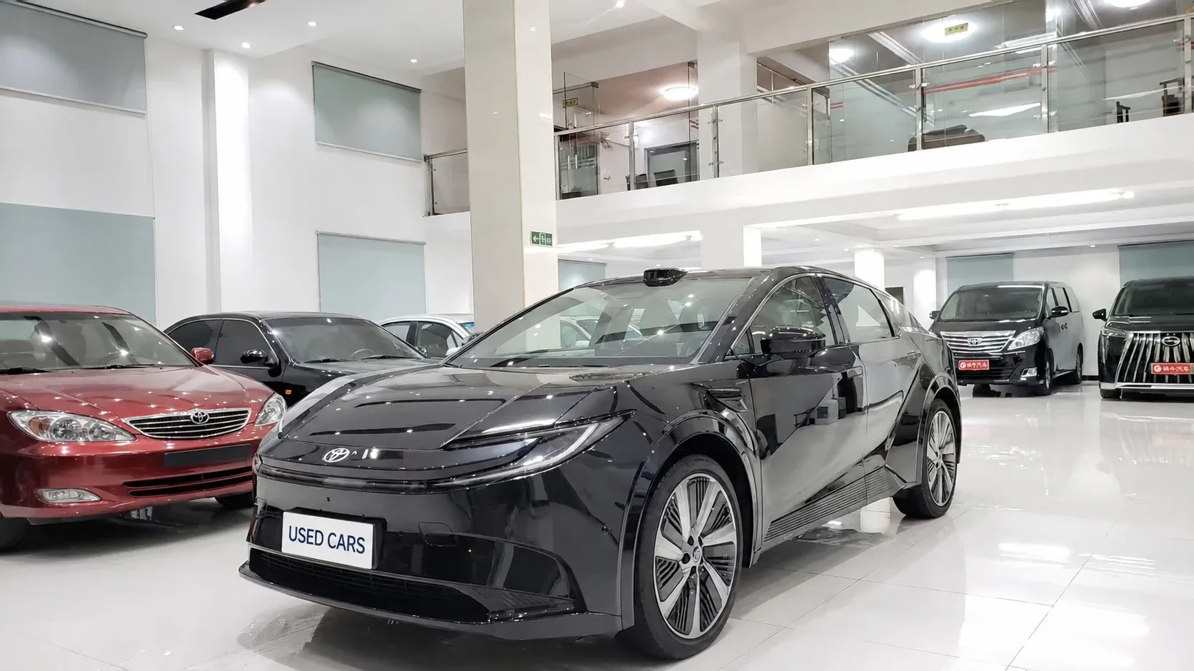 2025 Toyota bZ5 550 PRO Smart Edition used Electric sedan for export from China - photo 1