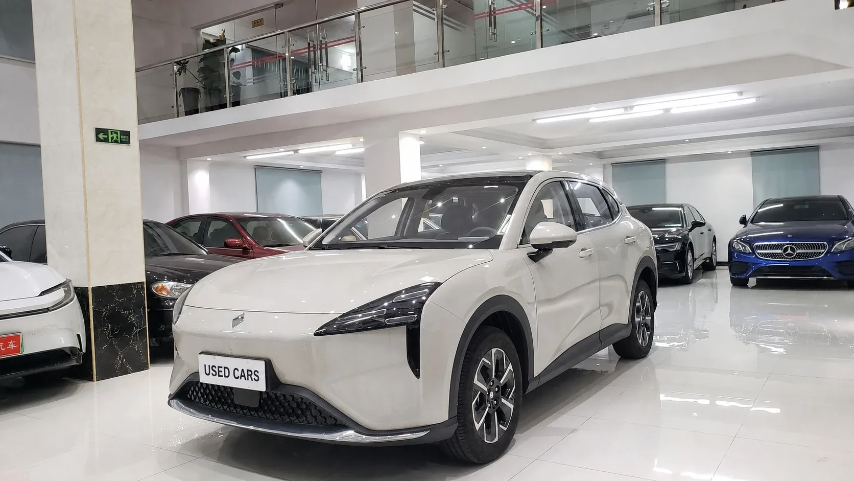 2026 Baojun E6 500 km Comfort Edition used Passenger car for export from China - photo 1