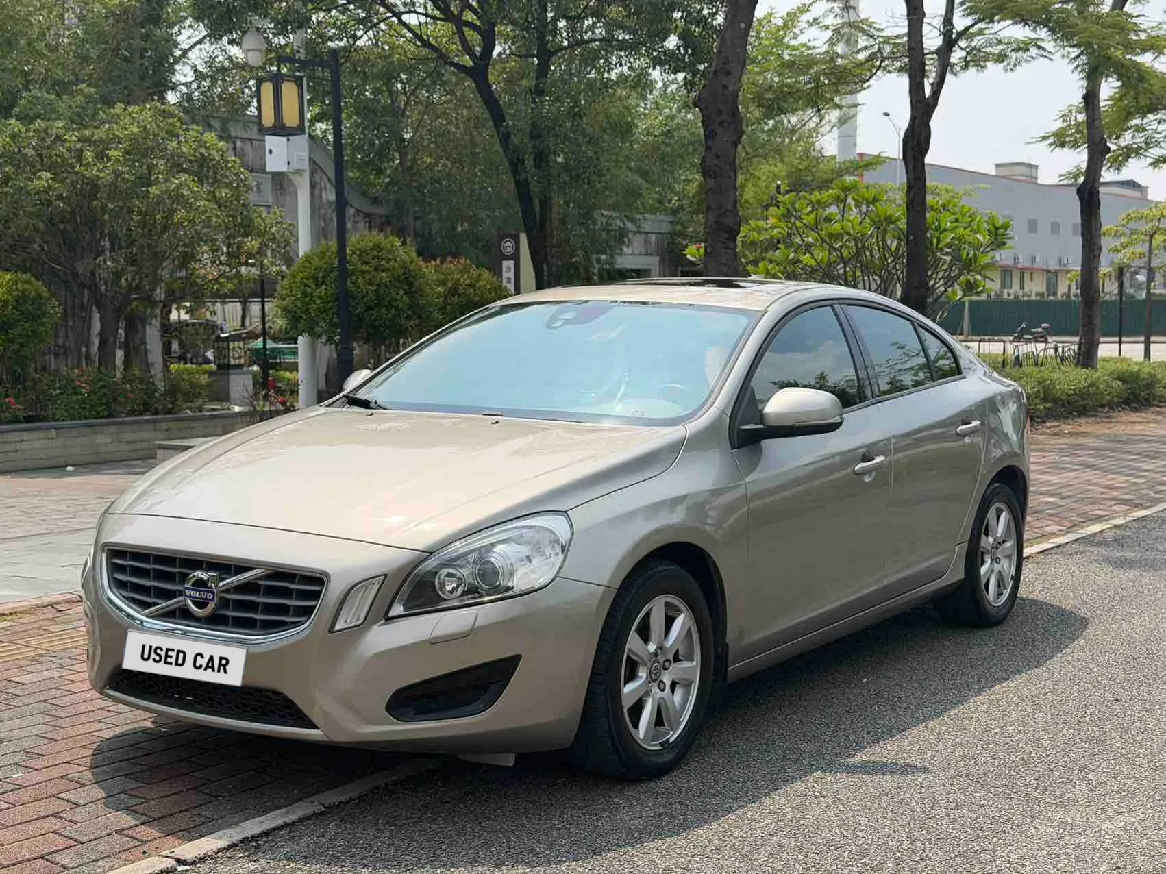 2012 沃尔沃S60(进口) 2012款 S60 1.6T DRIVe 舒适版 used Sedan for export from China - photo 1