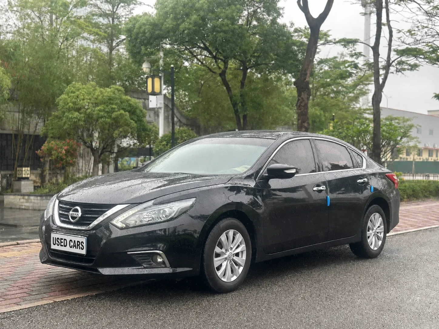2016 Nissan Teana 2.5L XL Comfort used Sedan for export from China - photo 1
