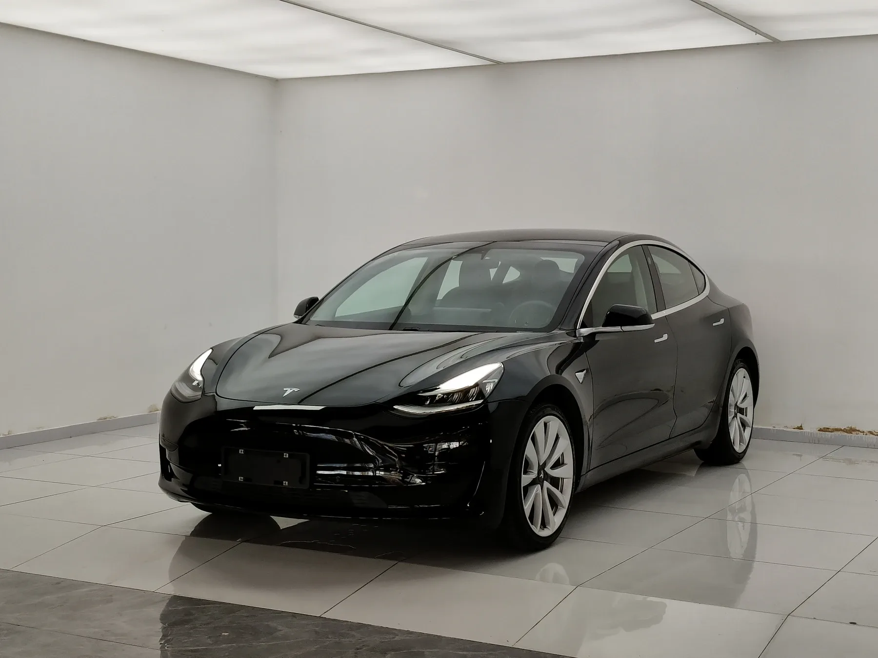 2019 Tesla Model 3 Standard Range Plus RWD used Sedan for export from China - photo 1