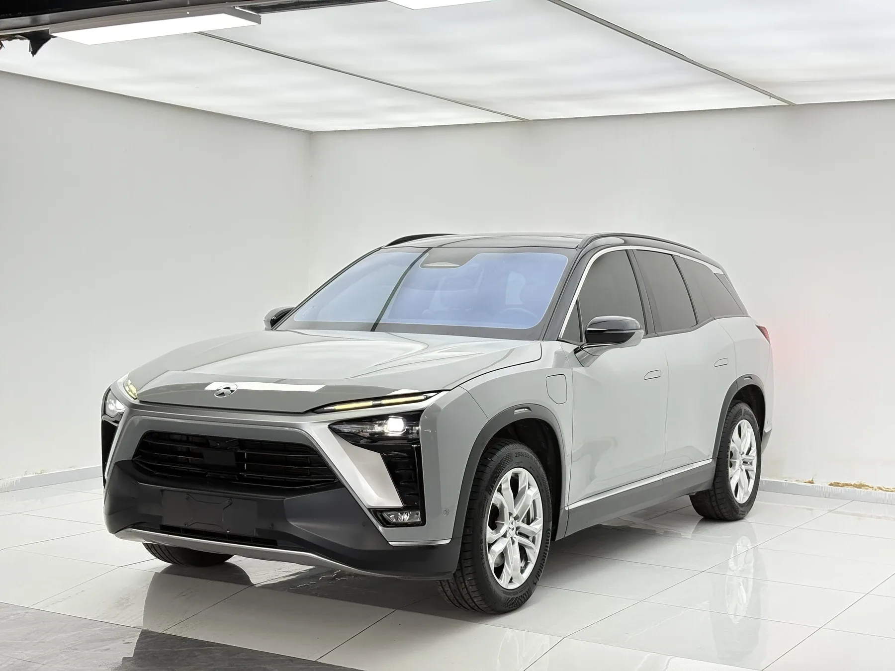 2020 NIO ES8 580KM 6-Seat used SUV for export from China - photo 1