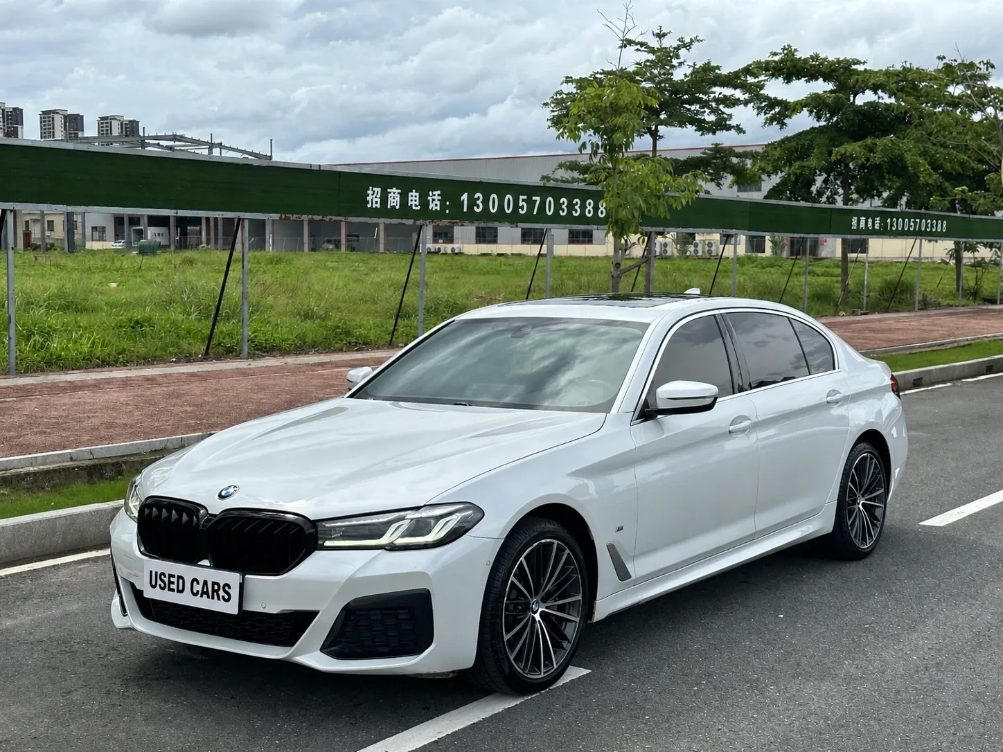 2021 BMW 5 Series 530Li Leading M Sport Facelift used Sedan for export from China - photo 1