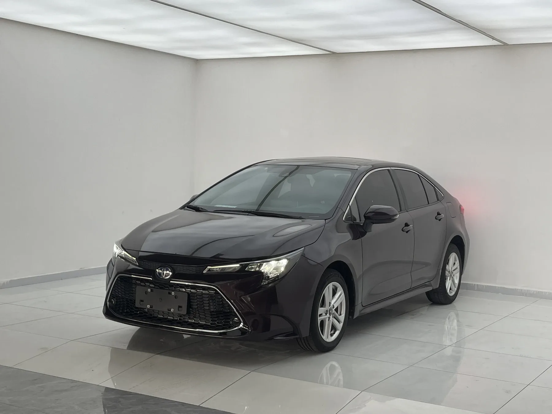 2022 Toyota Levin Hybrid 1.8H E-CVT Luxury used Sedan for export from China - photo 1